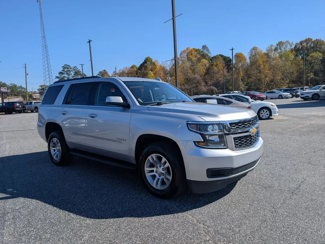 2019 /Jet Black/Dark Ash Chevrolet Tahoe LT (1GNSCBKC1KR) with an Other engine, located at 3959 U.S. 80 W, Phenix City, AL, 36870, (334) 297-4885, 32.469296, -85.135185 - ### Explore the Great Outdoors with the 2019 Chevrolet Tahoe LT at Gils Auto - Phenix City<br /> <br /> Are you ready to elevate your family's adventures? The 2019 Chevrolet Tahoe LT is the perfect companion for those who crave excitement, whether it's a weekend getaway to Lake Harding or a daily co - Photo#2