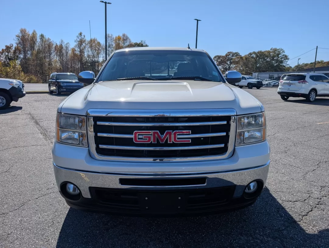 2013 /Very Dark Cashmere/Light Cashmere GMC Sierra 1500 SLE (3GTP1VE08DG) with an Other engine, located at 3959 U.S. 80 W, Phenix City, AL, 36870, (334) 297-4885, 32.469296, -85.135185 - 2013 GMC Sierra 1500 SLE - Photo#1