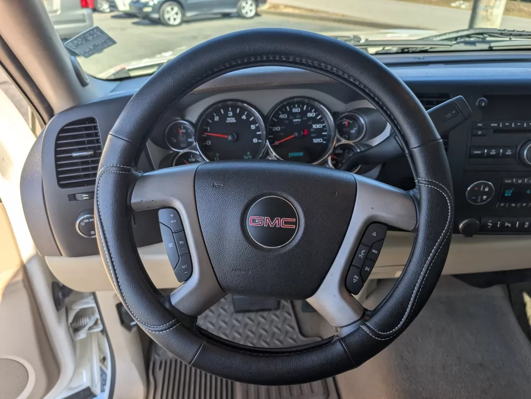 2013 /Very Dark Cashmere/Light Cashmere GMC Sierra 1500 SLE (3GTP1VE08DG) with an Other engine, located at 3959 U.S. 80 W, Phenix City, AL, 36870, (334) 297-4885, 32.469296, -85.135185 - 2013 GMC Sierra 1500 SLE - Photo#15