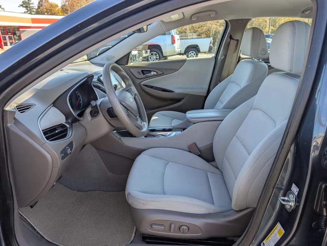 2020 /Dark Atmosphere/ Medium Ash Gray Chevrolet Malibu LT (1G1ZD5ST0LF) with an Other engine, located at 3959 U.S. 80 W, Phenix City, AL, 36870, (334) 297-4885, 32.469296, -85.135185 - 2020 Chevrolet Malibu LT - Photo#9
