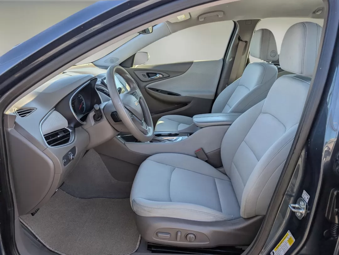 2020 /Dark Atmosphere/ Medium Ash Gray Chevrolet Malibu LT (1G1ZD5ST0LF) with an Other engine, located at 5115 14th Ave., Columbus, GA, 31904, (706) 323-0345, 32.511494, -84.971046 - 2020 Chevrolet Malibu LT - Photo#9