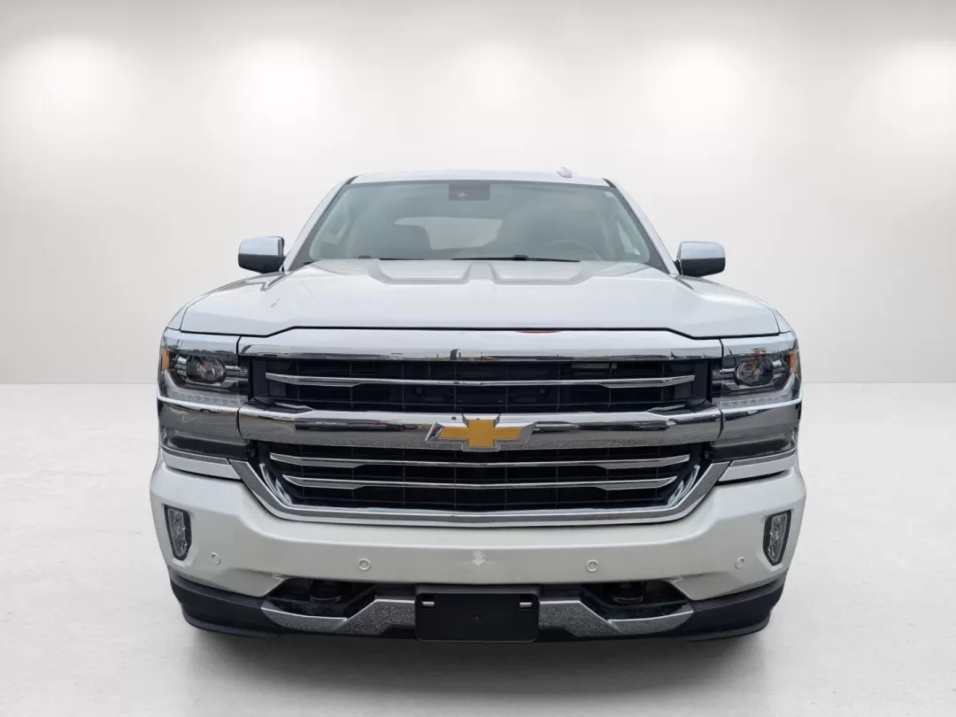2018 /Saddle Chevrolet Silverado 1500 High Country (3GCUKTECXJG) with an Other engine, located at 3959 U.S. 80 W, Phenix City, AL, 36870, (334) 297-4885, 32.469296, -85.135185 - **Experience Adventure in Style with the 2018 Chevrolet Silverado 1500 High Country at Gils Auto in Phenix City!**<br /> <br /> Are you ready to elevate your driving experience? Whether you're hauling gear for a weekend adventure, commuting to work, or simply running errands around town, the 2018 Ch - Photo#1