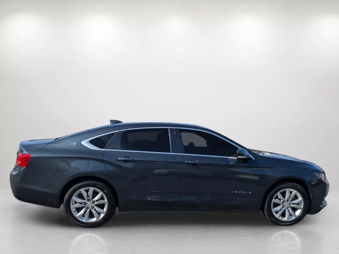 2018 /Jet Black/Dark Titanium Chevrolet Impala LT (2G1105S37J9) with an Other engine, located at 3959 U.S. 80 W, Phenix City, AL, 36870, (334) 297-4885, 32.469296, -85.135185 - **Discover Your Next Adventure with the 2018 Chevrolet Impala LT at Gils Auto!**<br /> <br /> Are you searching for a reliable sedan that perfectly balances style, comfort, and advanced technology? Look no further than this stunning 2018 Chevrolet Impala LT, now available at Gils Auto in Phenix City - Photo#4