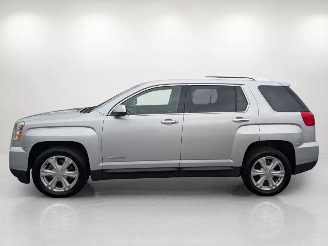 2017 /Light Titanium GMC Terrain SLT (2GKFLUEK9H6) with an Other engine, located at 1430 Gateway Drive, Opelika, AL, 36801, (334) 239-0944, 32.637871, -85.409790 - **Discover the Perfect SUV for Your Next Adventure: 2017 GMC Terrain SLT at Gils Auto - Phenix City!**<br /> <br /> Are you ready to elevate your driving experience? Whether you're a growing family looking for a reliable vehicle for school runs and weekend getaways or a commuter wanting a blend of c - Photo#7