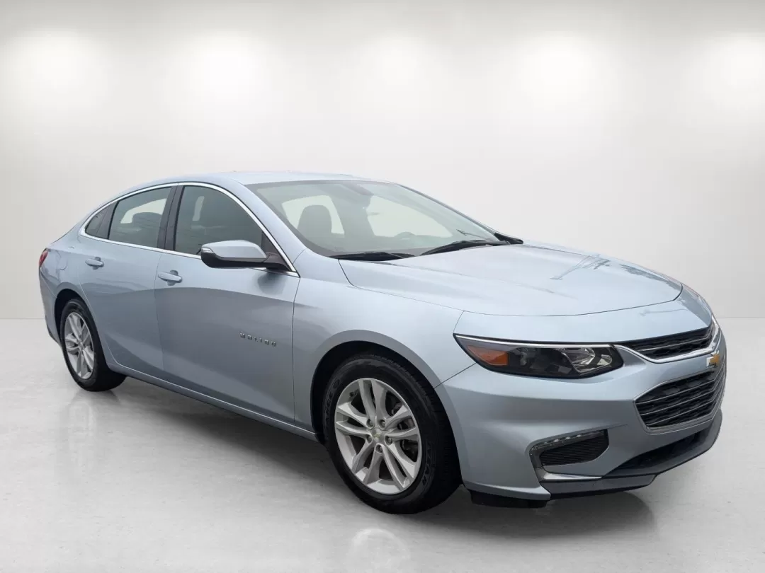 2018 /Jet Black Chevrolet Malibu LT (1G1ZD5STXJF) with an Other engine, located at 5115 14th Ave., Columbus, GA, 31904, (706) 323-0345, 32.511494, -84.971046 - 2018 Chevrolet Malibu LT - Photo#2