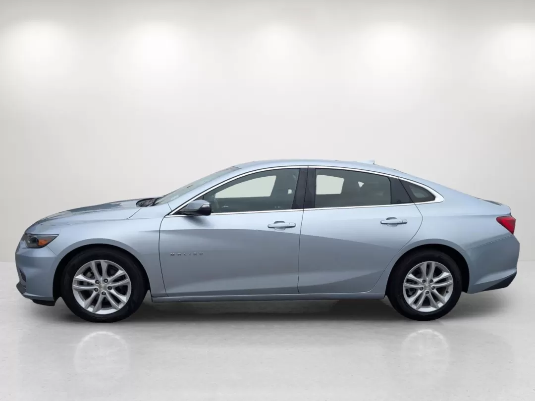 2018 /Jet Black Chevrolet Malibu LT (1G1ZD5STXJF) with an Other engine, located at 5115 14th Ave., Columbus, GA, 31904, (706) 323-0345, 32.511494, -84.971046 - 2018 Chevrolet Malibu LT - Photo#7