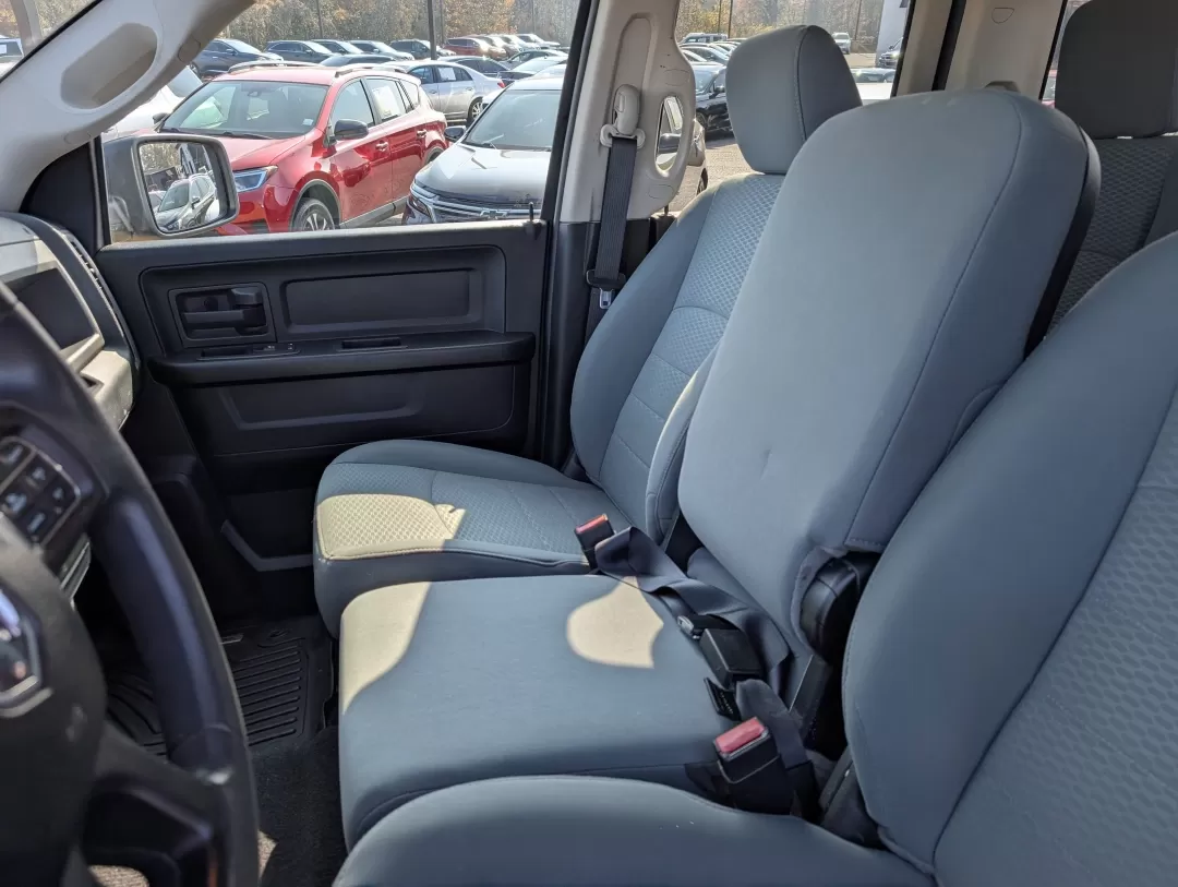 2018 /Diesel Gray/Black Ram 1500 Express (1C6RR7FG5JS) with an Other engine, located at 3959 U.S. 80 W, Phenix City, AL, 36870, (334) 297-4885, 32.469296, -85.135185 - 2018 Ram 1500 Express - Photo#10