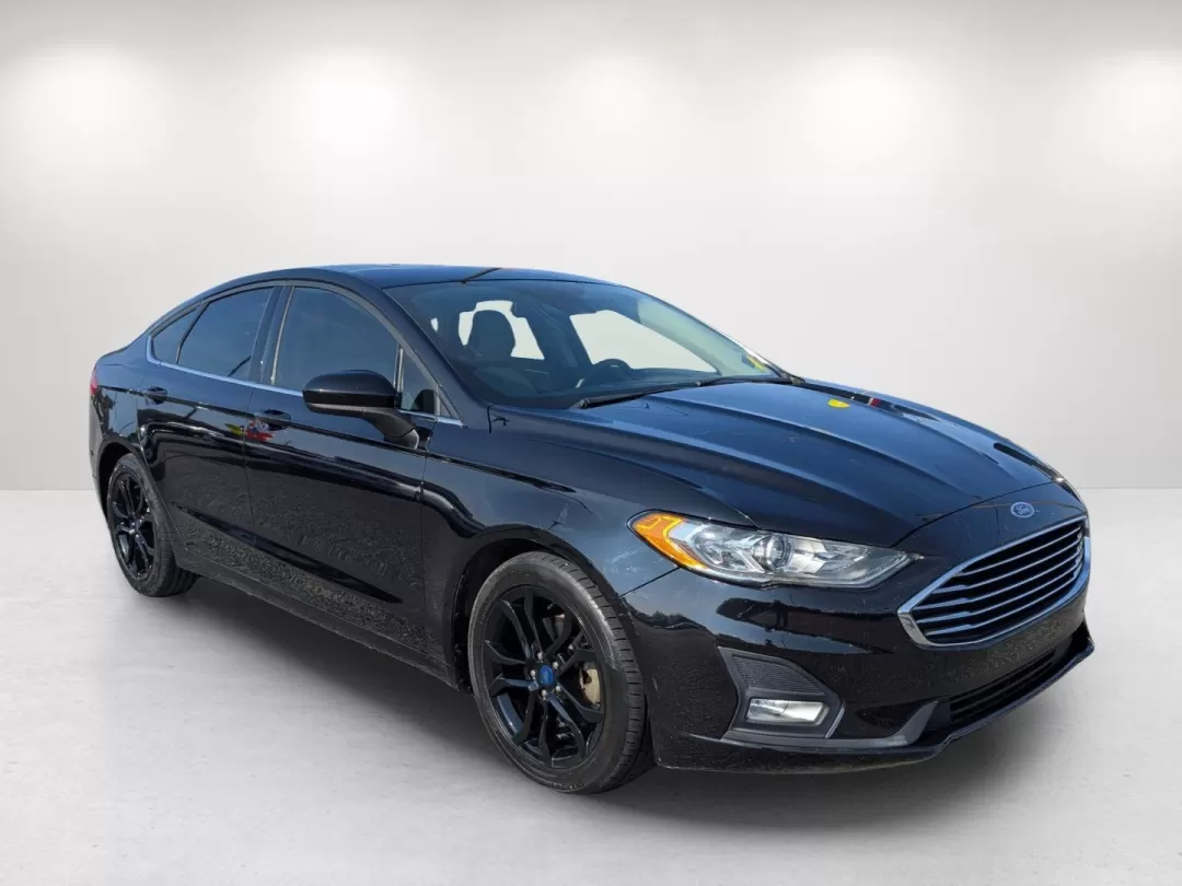 2019 Ford Fusion SE (3FA6P0HD1KR) with an Other engine, located at 3959 U.S. 80 W, Phenix City, AL, 36870, (334) 297-4885, 32.469296, -85.135185 - 2019 Ford Fusion SE - Photo#2