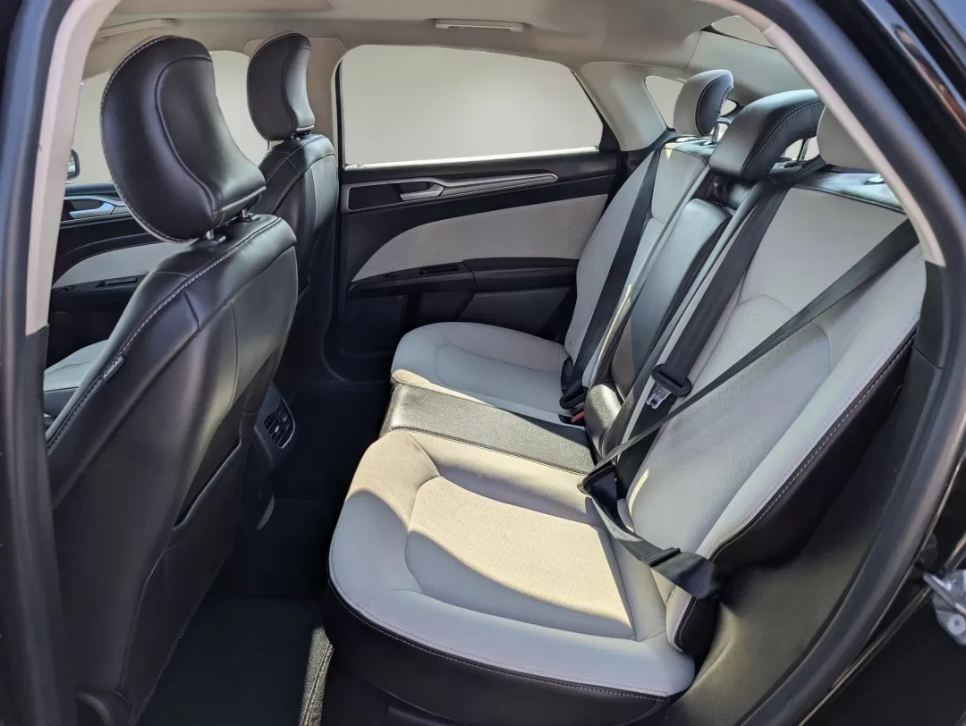 2019 Ford Fusion SE (3FA6P0HD1KR) with an Other engine, located at 3959 U.S. 80 W, Phenix City, AL, 36870, (334) 297-4885, 32.469296, -85.135185 - 2019 Ford Fusion SE - Photo#10