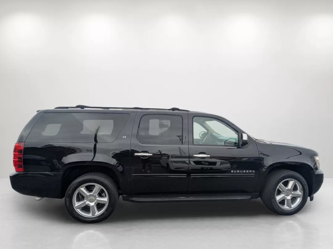 2011 /Light Cashmere/Dark Cashmere Chevrolet Suburban LT (1GNSCJE06BR) with an Other engine, located at 804 22nd Ave, Phenix City, AL, 36870, (334) 297-1860, 32.484749, -85.024475 - **Discover Adventure with the 2011 Chevrolet Suburban LT at Gils Auto Perfect for Growing Families in Phenix City!**<br /> <br /> Are you ready to elevate your family adventures while ensuring a comfortable ride for everyone? The 2011 Chevrolet Suburban LT is your ideal companion for weekend getawa - Photo#3