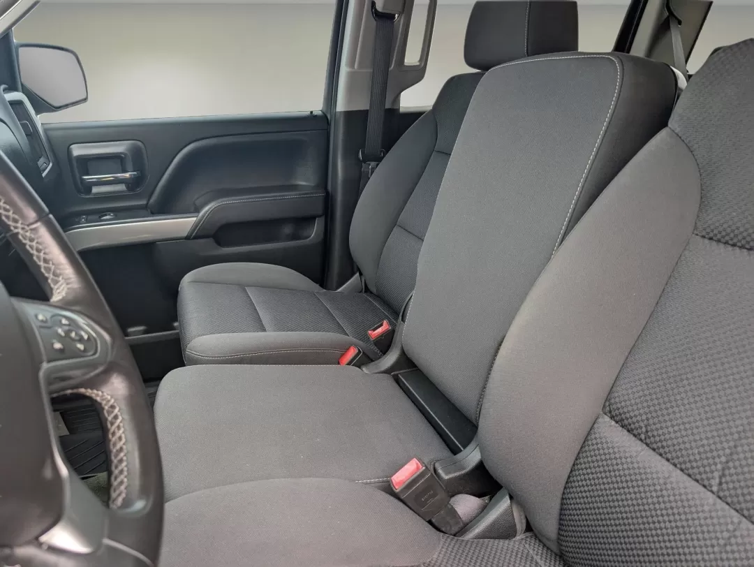 2018 /Jet Black Chevrolet Silverado 1500 LT (3GCUKREC0JG) with an Other engine, located at 3959 U.S. 80 W, Phenix City, AL, 36870, (334) 297-4885, 32.469296, -85.135185 - **Adventure Awaits with the 2018 Chevrolet Silverado 1500 LT** <br /> <br /> Are you ready to elevate your weekend adventures and daily commutes? The 2018 Chevrolet Silverado 1500 LT is not just a truck; it's a lifestyle upgrade. Perfect for those who crave the open road and seek a reliable vehicle - Photo#10