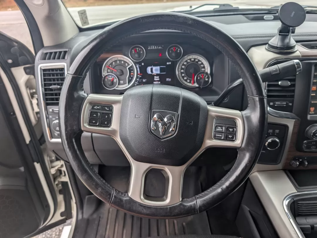 2016 /Black Ram 2500 Laramie (3C6UR5FL7GG) with an Other engine, located at 3959 U.S. 80 W, Phenix City, AL, 36870, (334) 297-4885, 32.469296, -85.135185 - **Discover Your Next Adventure with the 2016 Ram 2500 Laramie Crew Cab Pickup at Gils Auto, Phenix City!**<br /> <br /> Are you ready to tackle both your workweek and weekend adventures with unmatched confidence? The 2016 Ram 2500 Laramie is your perfect companion for fulfilling all your hauling nee - Photo#11