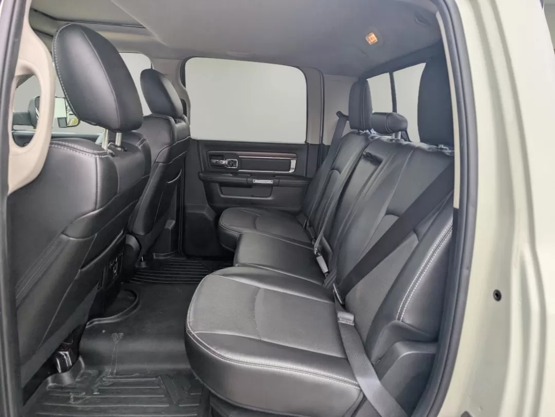 2016 /Black Ram 2500 Laramie (3C6UR5FL7GG) with an Other engine, located at 3959 U.S. 80 W, Phenix City, AL, 36870, (334) 297-4885, 32.469296, -85.135185 - **Discover Your Next Adventure with the 2016 Ram 2500 Laramie Crew Cab Pickup at Gils Auto, Phenix City!**<br /> <br /> Are you ready to tackle both your workweek and weekend adventures with unmatched confidence? The 2016 Ram 2500 Laramie is your perfect companion for fulfilling all your hauling nee - Photo#13