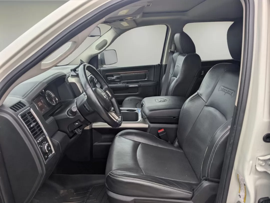 2016 /Black Ram 2500 Laramie (3C6UR5FL7GG) with an Other engine, located at 3959 U.S. 80 W, Phenix City, AL, 36870, (334) 297-4885, 32.469296, -85.135185 - **Discover Your Next Adventure with the 2016 Ram 2500 Laramie Crew Cab Pickup at Gils Auto, Phenix City!**<br /> <br /> Are you ready to tackle both your workweek and weekend adventures with unmatched confidence? The 2016 Ram 2500 Laramie is your perfect companion for fulfilling all your hauling nee - Photo#14