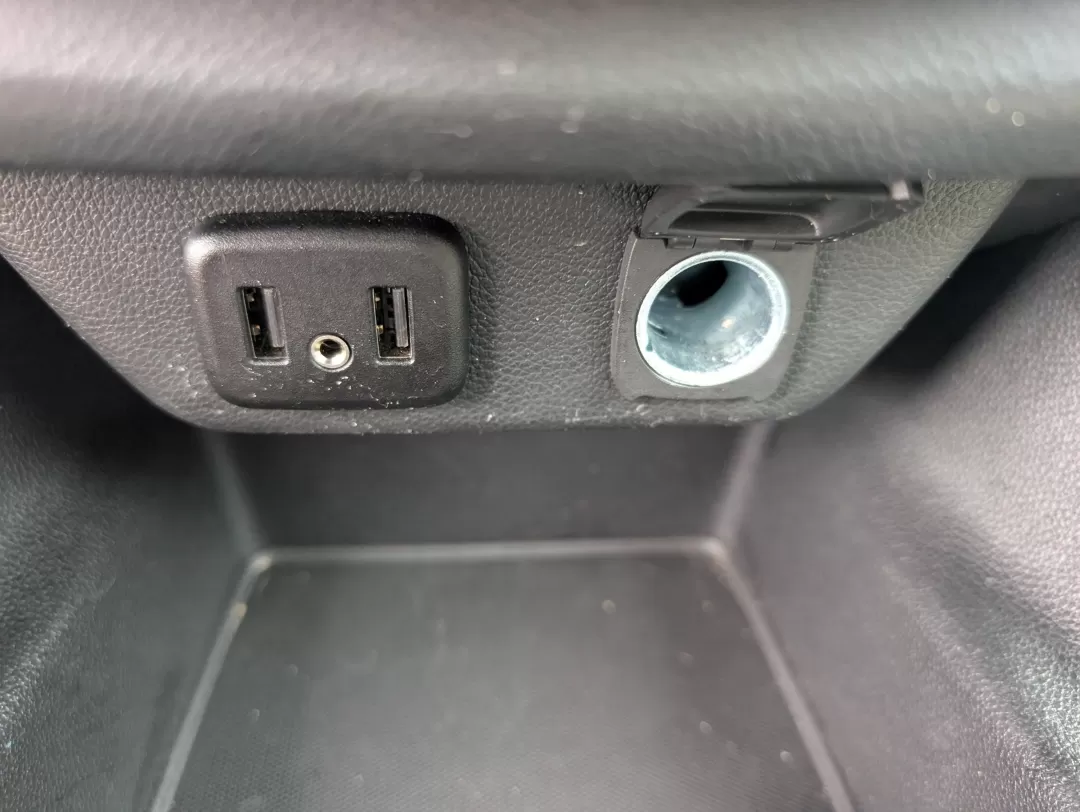 2022 /Jet Black/Chai Chevrolet Traverse LS (1GNERLKW6NJ) with an Other engine, located at 3959 U.S. 80 W, Phenix City, AL, 36870, (334) 297-4885, 32.469296, -85.135185 - Unleash the thrill of family adventures with this stunning 2022 Chevrolet Traverse, now available at Gils Auto in Phenix City, AL. If you're seeking a vehicle that can comfortably accommodate your growing family, this spacious SUV is the perfect choice for road trips, school runs, or weekend getaway - Photo#12