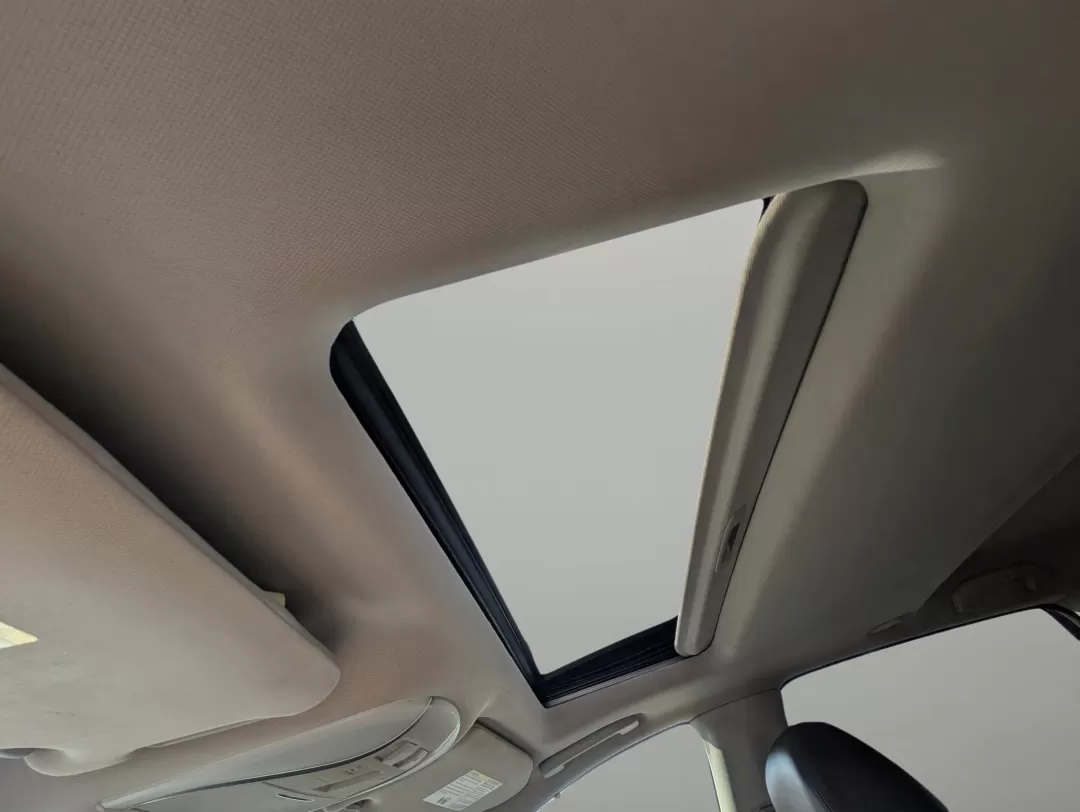 2013 /Java Infiniti JX35 (5N1AL0MN6DC) with an Other engine, located at 3959 U.S. 80 W, Phenix City, AL, 36870, (334) 297-4885, 32.469296, -85.135185 - Elevate your family adventures and daily commutes with this stunning 2013 Infiniti JX35, available now at Gils Auto in Phenix City, AL. Whether you're carting the kids to school, heading out for a weekend road trip, or simply enjoying the finer things in life, this luxurious SUV combines comfort, sa - Photo#17