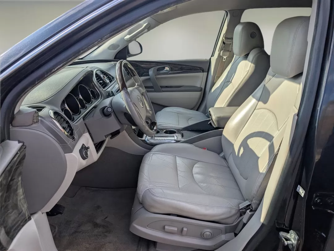 2014 /Titanium Buick Enclave Leather (5GAKRBKD3EJ) with an Other engine, located at 3959 U.S. 80 W, Phenix City, AL, 36870, (334) 297-4885, 32.469296, -85.135185 - **Discover the Perfect Family Companion: 2014 Buick Enclave at Gils Auto - Phenix City, AL**<br /> <br /> Are you on the lookout for a vehicle that can accommodate your growing family while providing comfort, safety, and style? Look no further than this stunning 2014 Buick Enclave! With its spacious - Photo#10