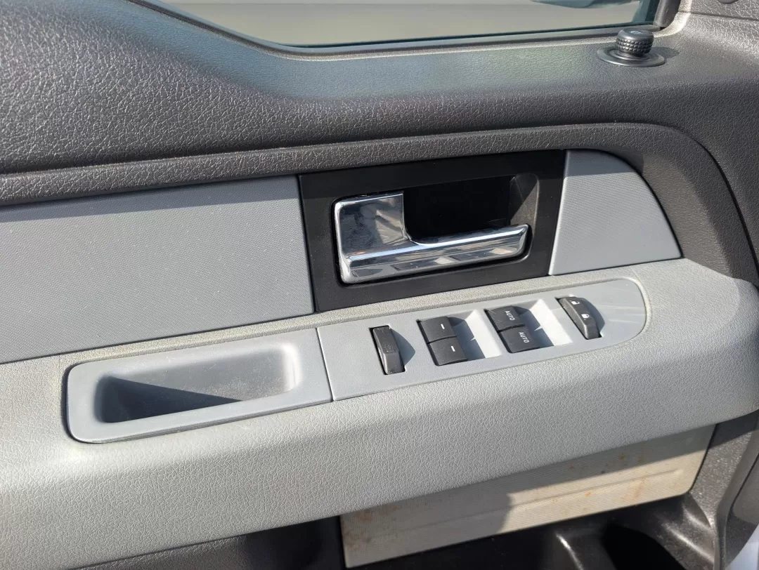 2014 Ford F-150 XLT (1FTFX1CF7EF) with an Other engine, located at 3959 U.S. 80 W, Phenix City, AL, 36870, (334) 297-4885, 32.469296, -85.135185 - **Unleash Adventure with the 2014 Ford F-150 Your Perfect Companion for Work and Play!**<br /> <br /> Are you ready to elevate your lifestyle with a vehicle that can handle your daily commute, weekend adventures, and everything in between? Look no further than the 2014 Ford F-150, the quintessentia - Photo#9