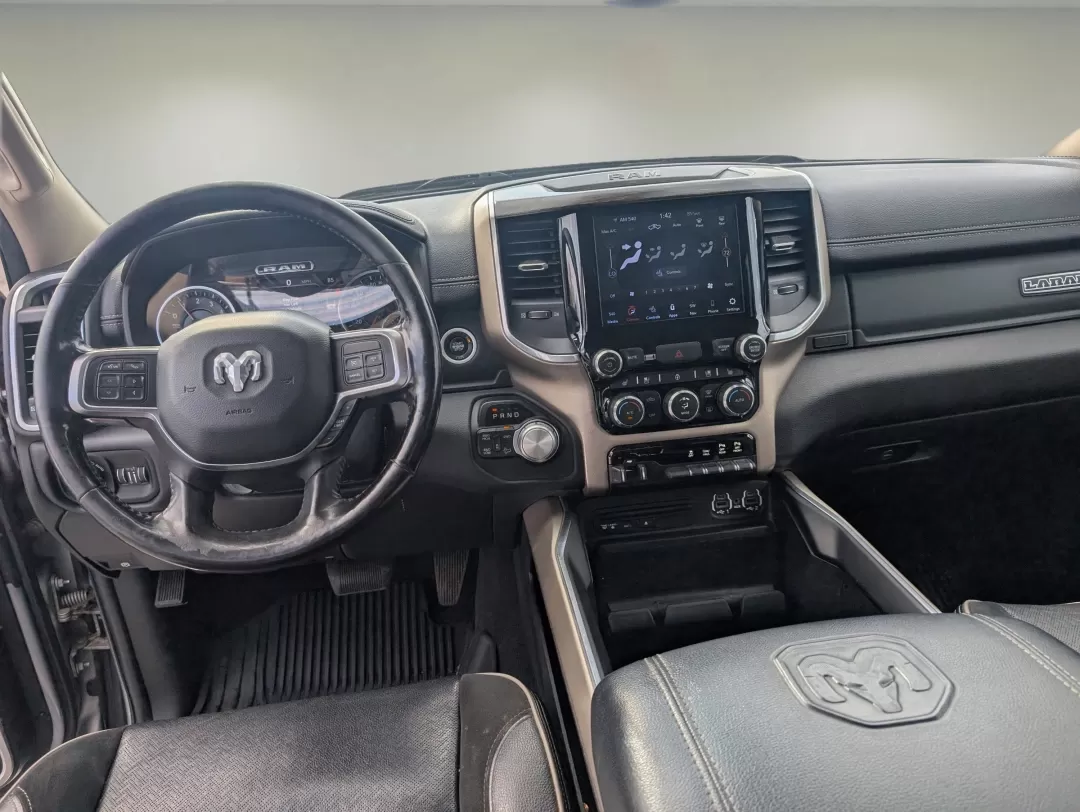 2019 /Black Ram 2500 Laramie (3C6UR5FJ2KG) with an Other engine, located at 7000 Northlake Connector, Columbus, GA, 31904, (706) 987-8085, 32.524975, -84.978134 - **Unleash Your Adventures with the 2019 Ram 2500 Laramie Crew Cab Pickup!**<br /> <br /> Are you ready to elevate your weekend adventures or tackle your daily commutes with confidence? The 2019 Ram 2500 Laramie Crew Cab Pickup is the perfect blend of power, comfort, and technology, making it an idea - Photo#11