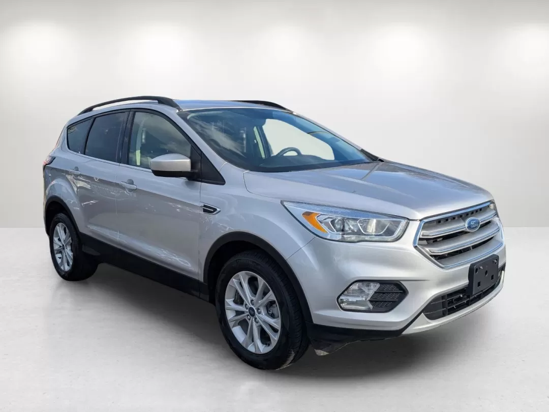 2017 Ford Escape SE (1FMCU9GD6HU) with an Other engine, located at 3959 U.S. 80 W, Phenix City, AL, 36870, (334) 297-4885, 32.469296, -85.135185 - **Elevate Your Everyday Adventures with the 2017 Ford Escape SE - Ideal for Families and Commuters Alike!**<br /> <br /> Are you ready to take your family on weekend adventures or simply need a reliable ride for your daily commute? Look no further than this stunning 2017 Ford Escape SE available now - Photo#3