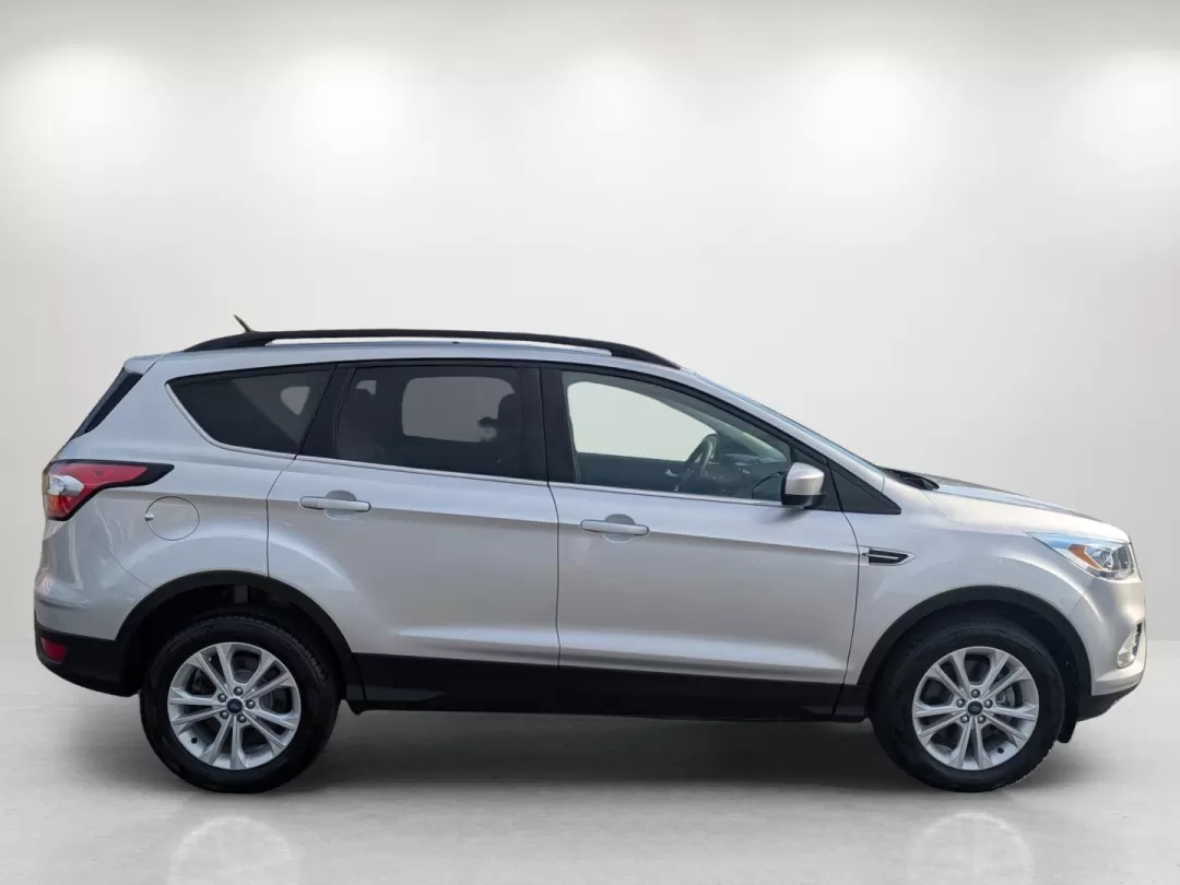 2017 Ford Escape SE (1FMCU9GD6HU) with an Other engine, located at 3959 U.S. 80 W, Phenix City, AL, 36870, (334) 297-4885, 32.469296, -85.135185 - **Elevate Your Everyday Adventures with the 2017 Ford Escape SE - Ideal for Families and Commuters Alike!**<br /> <br /> Are you ready to take your family on weekend adventures or simply need a reliable ride for your daily commute? Look no further than this stunning 2017 Ford Escape SE available now - Photo#4