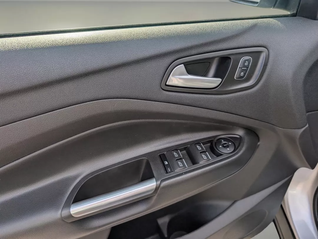 2017 Ford Escape SE (1FMCU9GD6HU) with an Other engine, located at 3959 U.S. 80 W, Phenix City, AL, 36870, (334) 297-4885, 32.469296, -85.135185 - **Elevate Your Everyday Adventures with the 2017 Ford Escape SE - Ideal for Families and Commuters Alike!**<br /> <br /> Are you ready to take your family on weekend adventures or simply need a reliable ride for your daily commute? Look no further than this stunning 2017 Ford Escape SE available now - Photo#9