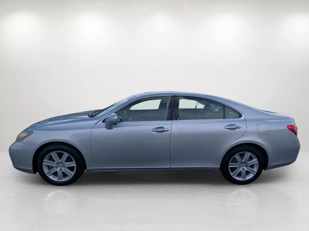 2007 Lexus ES 350 (JTHBJ46G172) with an Other engine, located at 3959 U.S. 80 W, Phenix City, AL, 36870, (334) 297-4885, 32.469296, -85.135185 - Experience luxury and comfort every day with the 2007 Lexus ES 350, now available at Gils Auto in Phenix City, AL. This exquisite sedan is perfect for those who appreciate style, dependability, and an elevated driving experience. Whether you're tackling daily commutes in style or planning weekend ge - Photo#7