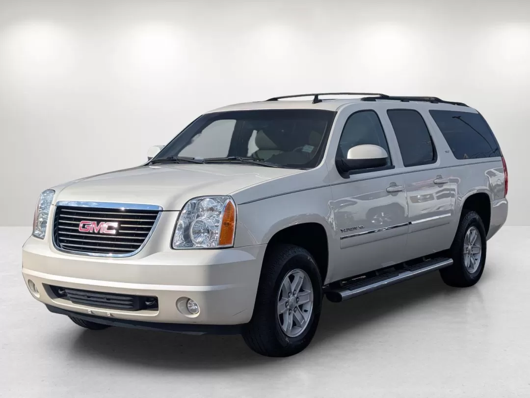 2014 /Light Tan GMC Yukon XL SLT (1GKS1KE0XER) with an Other engine, located at 3959 U.S. 80 W, Phenix City, AL, 36870, (334) 297-4885, 32.469296, -85.135185 - **Elevate Your Family Adventures with the 2014 GMC Yukon XL SLT in Phenix City!**<br /> <br /> Are you ready to upgrade your family road trips or weekend getaways? The 2014 GMC Yukon XL SLT is the perfect vehicle to accommodate all your adventures with style, comfort, and space. Whether you're drivi - Photo#1