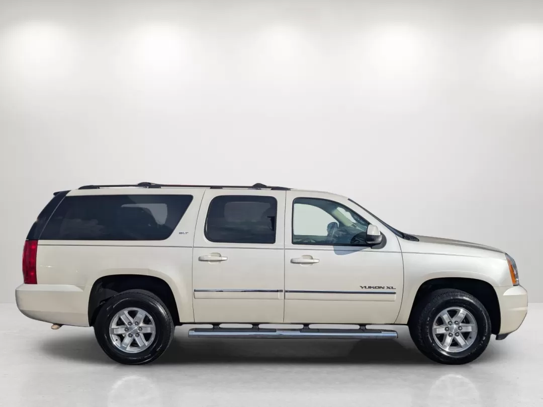 2014 /Light Tan GMC Yukon XL SLT (1GKS1KE0XER) with an Other engine, located at 3959 U.S. 80 W, Phenix City, AL, 36870, (334) 297-4885, 32.469296, -85.135185 - **Elevate Your Family Adventures with the 2014 GMC Yukon XL SLT in Phenix City!**<br /> <br /> Are you ready to upgrade your family road trips or weekend getaways? The 2014 GMC Yukon XL SLT is the perfect vehicle to accommodate all your adventures with style, comfort, and space. Whether you're drivi - Photo#4