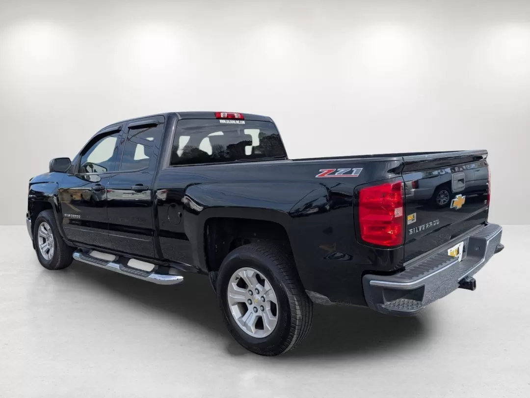 2015 /Jet Black Chevrolet Silverado 1500 LT (1GCRCREC5FZ) with an Other engine, located at 3959 U.S. 80 W, Phenix City, AL, 36870, (334) 297-4885, 32.469296, -85.135185 - **Unleash Your Adventures with the 2015 Chevrolet Silverado 1500 LT Perfect for Work and Play!**<br /> <br /> Are you ready to elevate your daily drives or weekend getaways? The 2015 Chevrolet Silverado 1500 LT is the ultimate extended cab pickup that blends rugged capability with sophisticated com - Photo#7
