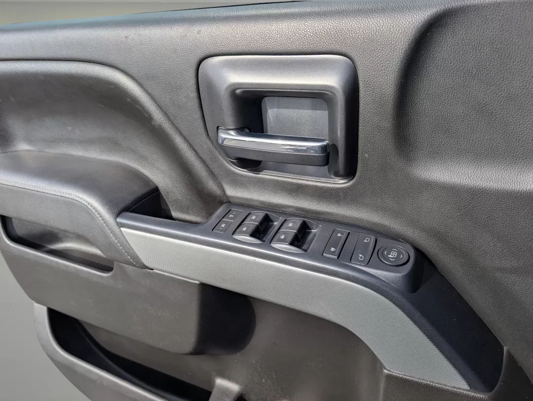 2015 /Jet Black Chevrolet Silverado 1500 LT (1GCRCREC5FZ) with an Other engine, located at 3959 U.S. 80 W, Phenix City, AL, 36870, (334) 297-4885, 32.469296, -85.135185 - **Unleash Your Adventures with the 2015 Chevrolet Silverado 1500 LT Perfect for Work and Play!**<br /> <br /> Are you ready to elevate your daily drives or weekend getaways? The 2015 Chevrolet Silverado 1500 LT is the ultimate extended cab pickup that blends rugged capability with sophisticated com - Photo#9