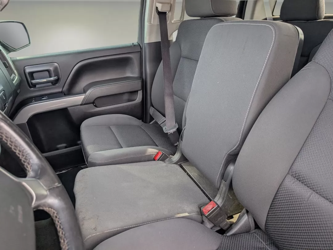 2015 /Jet Black Chevrolet Silverado 1500 LT (1GCRCREC5FZ) with an Other engine, located at 3959 U.S. 80 W, Phenix City, AL, 36870, (334) 297-4885, 32.469296, -85.135185 - **Unleash Your Adventures with the 2015 Chevrolet Silverado 1500 LT Perfect for Work and Play!**<br /> <br /> Are you ready to elevate your daily drives or weekend getaways? The 2015 Chevrolet Silverado 1500 LT is the ultimate extended cab pickup that blends rugged capability with sophisticated com - Photo#10