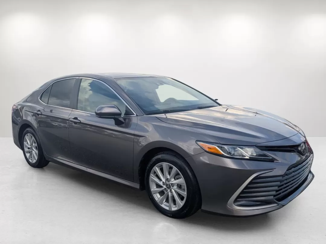 2023 Toyota Camry LE (4T1C11AKXPU) with an Other engine, located at 1430 Gateway Drive, Opelika, AL, 36801, (334) 239-0944, 32.637871, -85.409790 - **Discover the Perfect Balance of Style and Functionality with the 2023 Toyota Camry LE at Gils Auto!**<br /> <br /> If you're in the market for a reliable, stylish sedan that effortlessly transitions from daily commutes to family outings, look no further than the 2023 Toyota Camry LE available at G - Photo#2