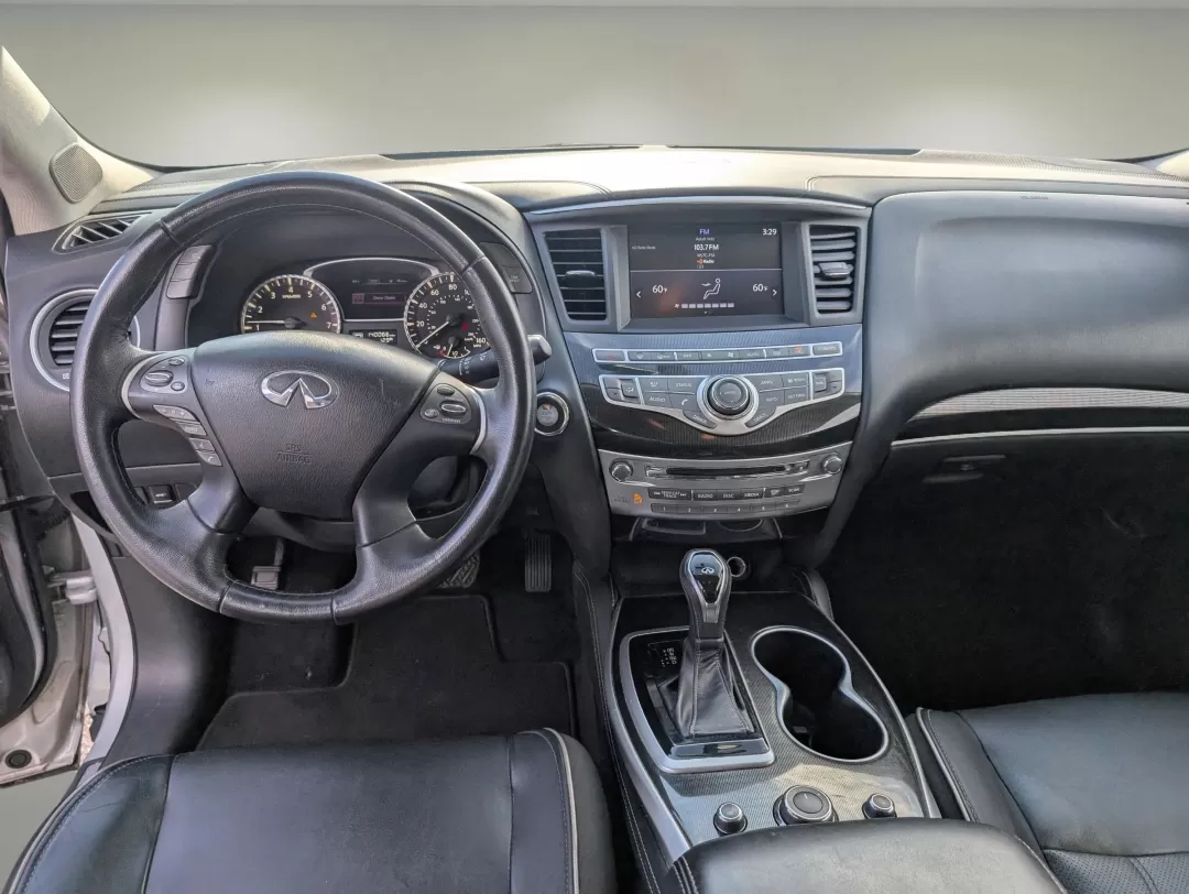 2018 /Graphite Infiniti QX60 (5N1DL0MM6JC) with an Other engine, located at 3959 U.S. 80 W, Phenix City, AL, 36870, (334) 297-4885, 32.469296, -85.135185 - **Elevate Your Family Adventures with the 2018 Infiniti QX60 at Gils Auto!**<br /> <br /> Are you in search of the perfect family SUV that masterfully combines luxury and practicality? Look no further than the 2018 Infiniti QX60, available now at Gils Auto in Phenix City, AL! This stunning vehicle i - Photo#13