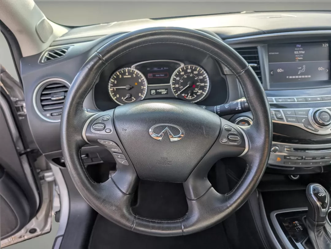 2018 /Graphite Infiniti QX60 (5N1DL0MM6JC) with an Other engine, located at 3959 U.S. 80 W, Phenix City, AL, 36870, (334) 297-4885, 32.469296, -85.135185 - **Elevate Your Family Adventures with the 2018 Infiniti QX60 at Gils Auto!**<br /> <br /> Are you in search of the perfect family SUV that masterfully combines luxury and practicality? Look no further than the 2018 Infiniti QX60, available now at Gils Auto in Phenix City, AL! This stunning vehicle i - Photo#16