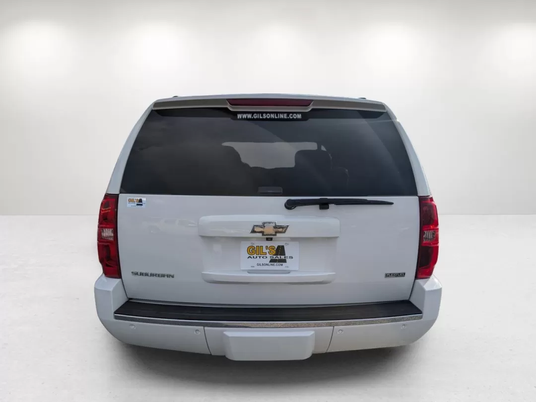 2009 /Light Cashmere/Dark Cashemere Chevrolet Suburban LTZ (1GNFC36029R) with an Other engine, located at 3959 U.S. 80 W, Phenix City, AL, 36870, (334) 297-4885, 32.469296, -85.135185 - **Explore the Open Road with the 2009 Chevrolet Suburban LTZ at Gils Auto Phenix City, AL!**<br /> <br /> Are you ready to elevate your driving experience and make family trips or weekend adventures unforgettable? Look no further than the 2009 Chevrolet Suburban LTZ, now available at Gils Auto, you - Photo#6