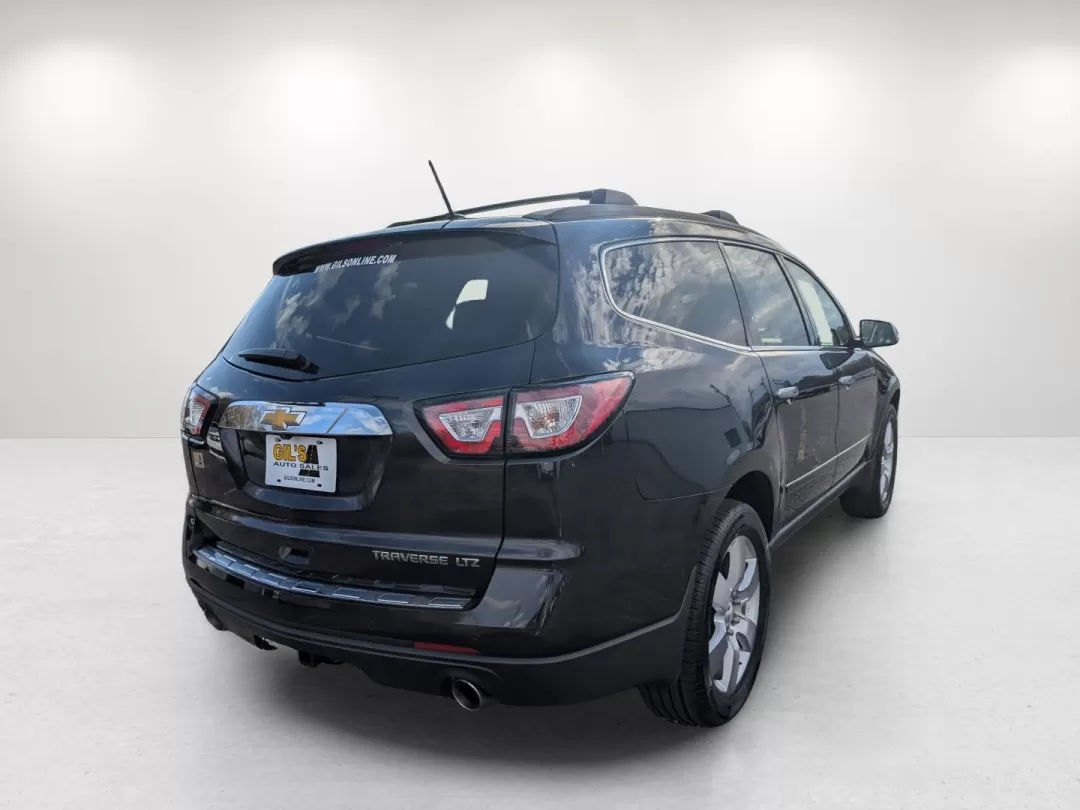 2014 /Dk Titanium/Lt Titanium Chevrolet Traverse LTZ (1GNKRJKD3EJ) with an Other engine, located at 3959 U.S. 80 W, Phenix City, AL, 36870, (334) 297-4885, 32.469296, -85.135185 - **Adventure Awaits: Discover Your Next Family SUV at Gils Auto in Phenix City!**<br /> <br /> Are you looking for the perfect vehicle to accommodate your growing family's needs? Look no further than this stunning 2014 Chevrolet Traverse LTZ, available now at Gils Auto, located at 3959 U.S. 80 W, Phe - Photo#5