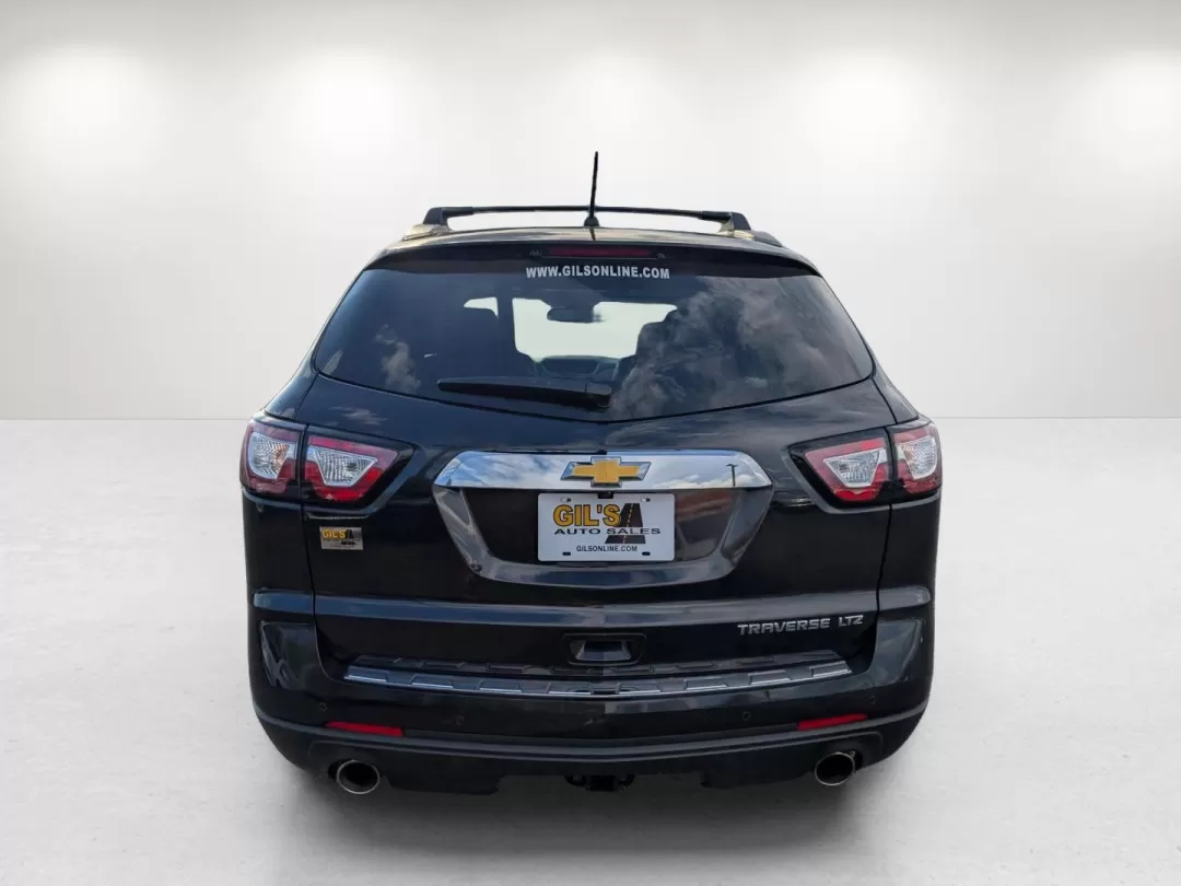 2014 /Dk Titanium/Lt Titanium Chevrolet Traverse LTZ (1GNKRJKD3EJ) with an Other engine, located at 3959 U.S. 80 W, Phenix City, AL, 36870, (334) 297-4885, 32.469296, -85.135185 - **Adventure Awaits: Discover Your Next Family SUV at Gils Auto in Phenix City!**<br /> <br /> Are you looking for the perfect vehicle to accommodate your growing family's needs? Look no further than this stunning 2014 Chevrolet Traverse LTZ, available now at Gils Auto, located at 3959 U.S. 80 W, Phe - Photo#6