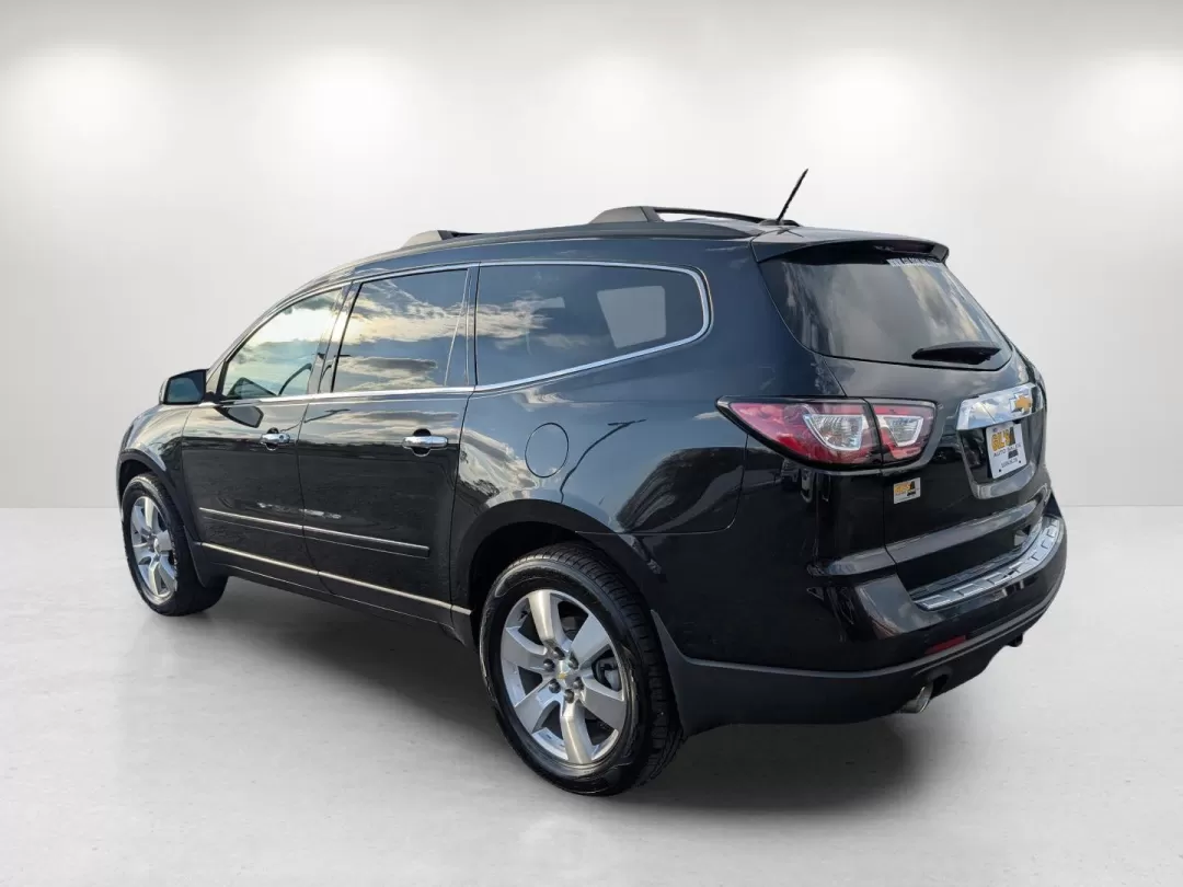 2014 /Dk Titanium/Lt Titanium Chevrolet Traverse LTZ (1GNKRJKD3EJ) with an Other engine, located at 3959 U.S. 80 W, Phenix City, AL, 36870, (334) 297-4885, 32.469296, -85.135185 - **Adventure Awaits: Discover Your Next Family SUV at Gils Auto in Phenix City!**<br /> <br /> Are you looking for the perfect vehicle to accommodate your growing family's needs? Look no further than this stunning 2014 Chevrolet Traverse LTZ, available now at Gils Auto, located at 3959 U.S. 80 W, Phe - Photo#7