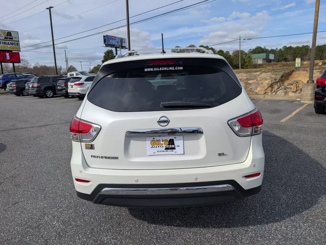 2015 /Almond Nissan Pathfinder SL (5N1AR2MN5FC) with an Other engine, located at 3959 U.S. 80 W, Phenix City, AL, 36870, (334) 297-4885, 32.469296, -85.135185 - **Drive Into Adventure with the 2015 Nissan Pathfinder SL at Gils Auto - Your Local Buy Here Pay Here Dealer!**<br /> <br /> Are you ready to elevate your family adventures or weekend getaways? The 2015 Nissan Pathfinder SL is the perfect SUV for those who value functionality, comfort, and style. Wi - Photo#5