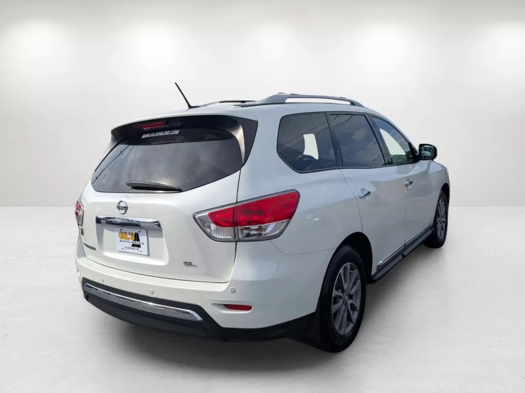 2015 /Almond Nissan Pathfinder SL (5N1AR2MN5FC) with an Other engine, located at 3959 U.S. 80 W, Phenix City, AL, 36870, (334) 297-4885, 32.469296, -85.135185 - **Drive Into Adventure with the 2015 Nissan Pathfinder SL at Gils Auto - Your Local Buy Here Pay Here Dealer!**<br /> <br /> Are you ready to elevate your family adventures or weekend getaways? The 2015 Nissan Pathfinder SL is the perfect SUV for those who value functionality, comfort, and style. Wi - Photo#5