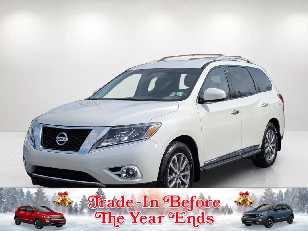 photo of 2015 Nissan Pathfinder SL