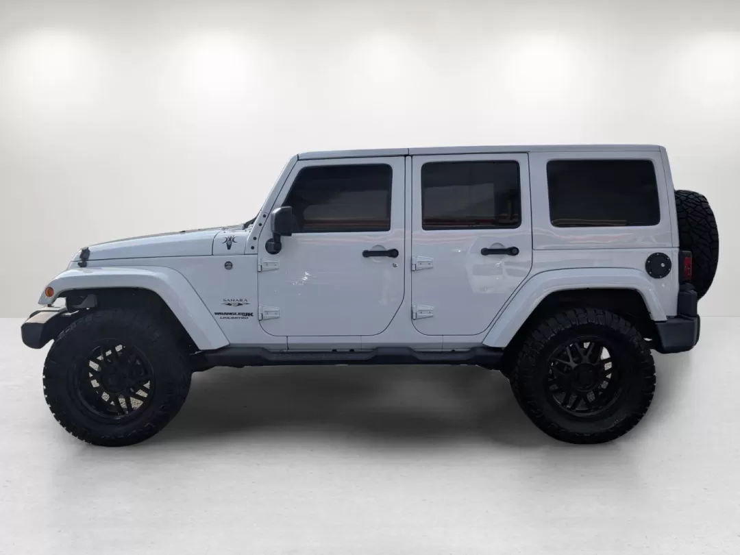 2018 /Black Jeep Wrangler Sahara (1C4BJWEG4JL) with an Other engine, located at 7000 Northlake Connector, Columbus, GA, 31904, (706) 987-8085, 32.524975, -84.978134 - **Adventure Awaits: 2018 Jeep Wrangler Sahara at Gils Auto**<br /> <br /> Are you ready to embark on your next adventure? Whether you're planning a weekend getaway to the stunning landscapes of Lake Martin or navigating through the vibrant streets of Phenix City, this 2018 Jeep Wrangler Sahara is yo - Photo#7