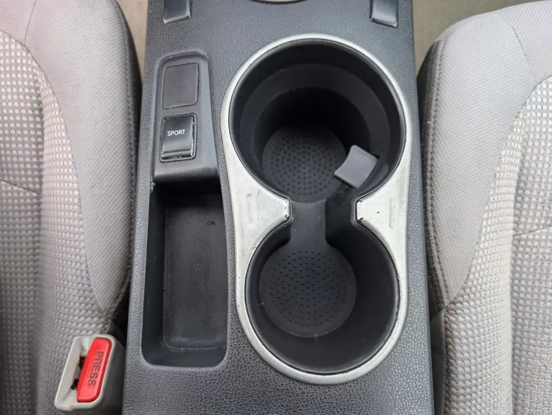 2013 /Gray Nissan Rogue SV (JN8AS5MT6DW) with an Other engine, located at 3959 U.S. 80 W, Phenix City, AL, 36870, (334) 297-4885, 32.469296, -85.135185 - **Conquer Your Daily Adventures with the 2013 Nissan Rogue SV at Gils Auto in Phenix City, AL!**<br /> <br /> Are you ready to elevate your daily commute, family outings, or weekend adventures? The 2013 Nissan Rogue SV is here to meet all your lifestyle needs. With its spacious interior, smooth hand - Photo#12