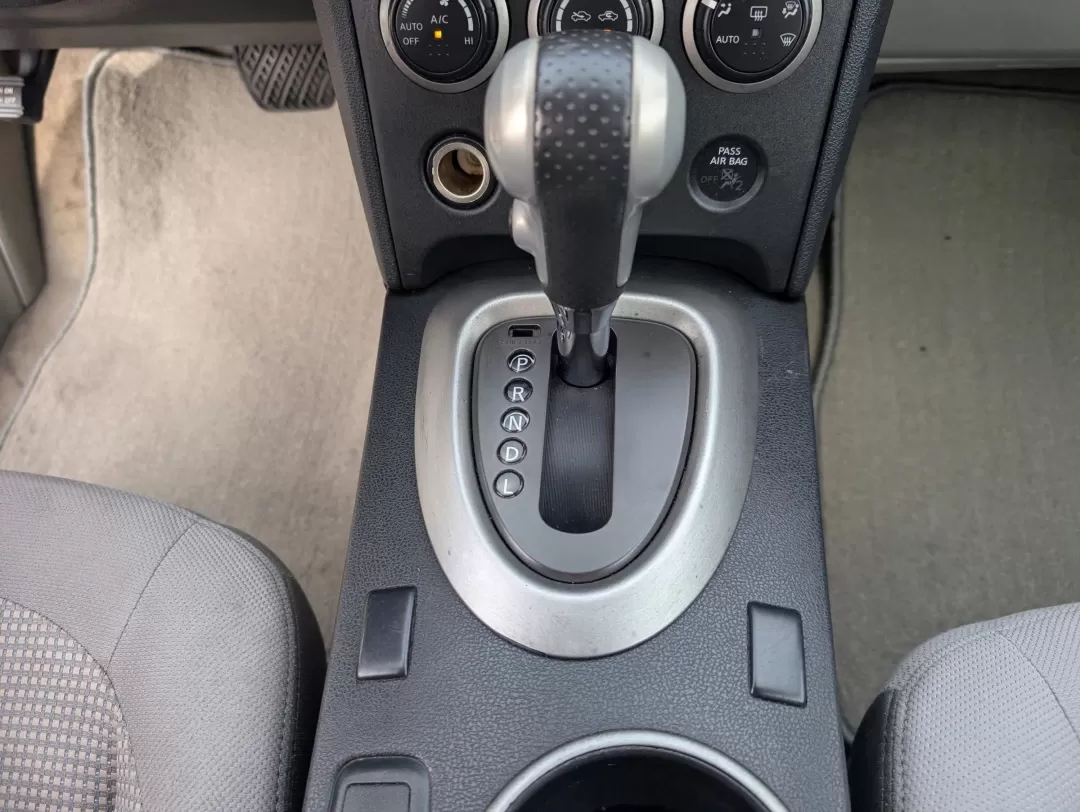 2013 /Gray Nissan Rogue SV (JN8AS5MT6DW) with an Other engine, located at 3959 U.S. 80 W, Phenix City, AL, 36870, (334) 297-4885, 32.469296, -85.135185 - **Conquer Your Daily Adventures with the 2013 Nissan Rogue SV at Gils Auto in Phenix City, AL!**<br /> <br /> Are you ready to elevate your daily commute, family outings, or weekend adventures? The 2013 Nissan Rogue SV is here to meet all your lifestyle needs. With its spacious interior, smooth hand - Photo#13