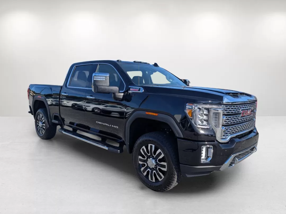 2020 /Jet Black GMC Sierra 3500HD Denali (1GT49WEY6LF) with an Other engine, located at 3959 U.S. 80 W, Phenix City, AL, 36870, (334) 297-4885, 32.469296, -85.135185 - **Elevate Your Adventures with the 2020 GMC Sierra 3500HD Denali - Perfect for Weekend Warriors and Family Getaways!**<br /> <br /> Are you ready to tackle your next adventure with confidence and style? The 2020 GMC Sierra 3500HD Denali, now available at Gils Auto in Phenix City, AL, is the ultimate - Photo#3