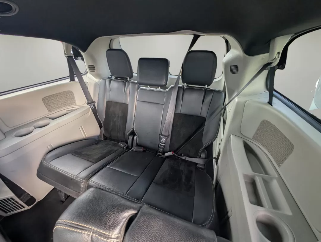 2017 /Black/Light Graystone Dodge Grand Caravan SXT (2C4RDGCG1HR) with an Other engine, located at 3959 U.S. 80 W, Phenix City, AL, 36870, (334) 297-4885, 32.469296, -85.135185 - 2017 Dodge Grand Caravan SXT - Photo#11