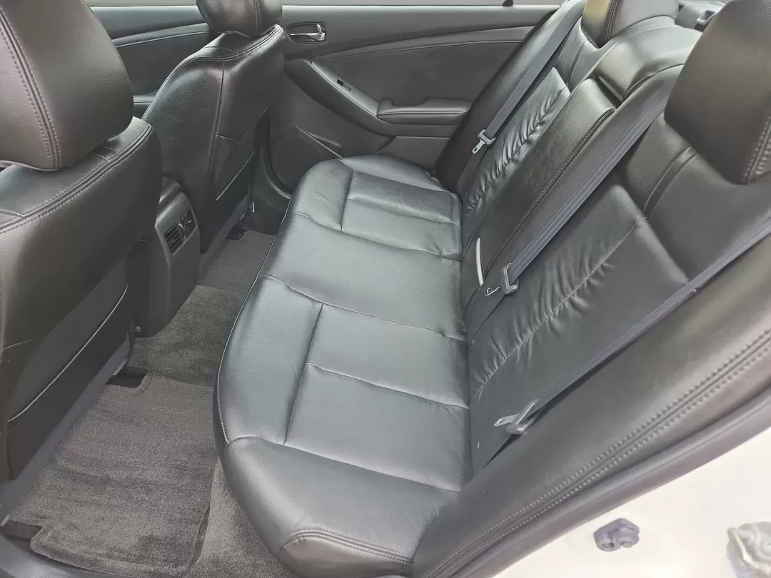 2012 /Charcoal Nissan Altima 2.5 SL (1N4AL2AP9CN) with an Other engine, located at 521 Old Farm Lane Rd, Prattville, AL, 36066, (334) 325-1505, 32.482460, -86.416367 - Discover the perfect sedan for your daily commutes and weekend getaways with this pristine 2012 Nissan Altima 2.5 SL, now available at Gils Auto in Prattville, AL. If you're looking for a reliable vehicle that combines comfort, style, and efficiency, this is the car for you. Whether you're a busy pr - Photo#12