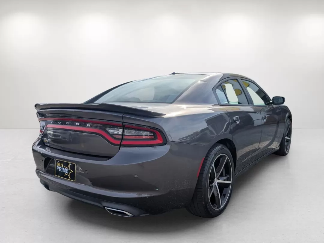 2017 /Black Dodge Charger SE (2C3CDXBG0HH) with an Other engine, located at 5115 14th Ave., Columbus, GA, 31904, (706) 323-0345, 32.511494, -84.971046 - **Unleash Your Inner Adventurer with the 2017 Dodge Charger SE!**<br /> <br /> Are you ready to elevate your driving experience in Columbus, GA? Whether you're a growing family looking for reliable transport or an adventurous spirit craving weekend getaways, the 2017 Dodge Charger SE is the perfect - Photo#4