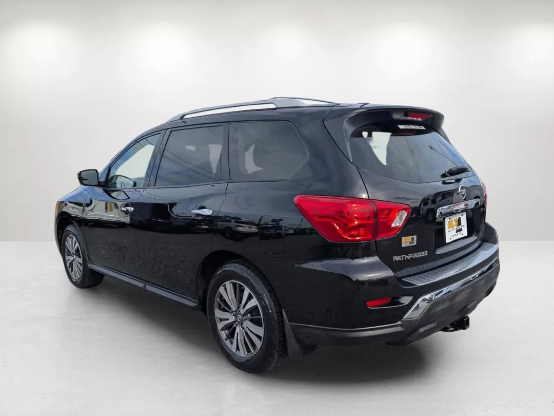 2017 /Charcoal Nissan Pathfinder S (5N1DR2MN8HC) with an Other engine, located at 3959 U.S. 80 W, Phenix City, AL, 36870, (334) 297-4885, 32.469296, -85.135185 - 2017 Nissan Pathfinder S - Photo#6